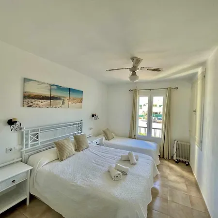 Sa Vinjolita Con Piscina Junto La Playa * Cala'N Blanes (Menorca)