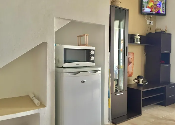 Sa Vinjolita Con Piscina Junto La Playa * Cala'N Blanes (Menorca)