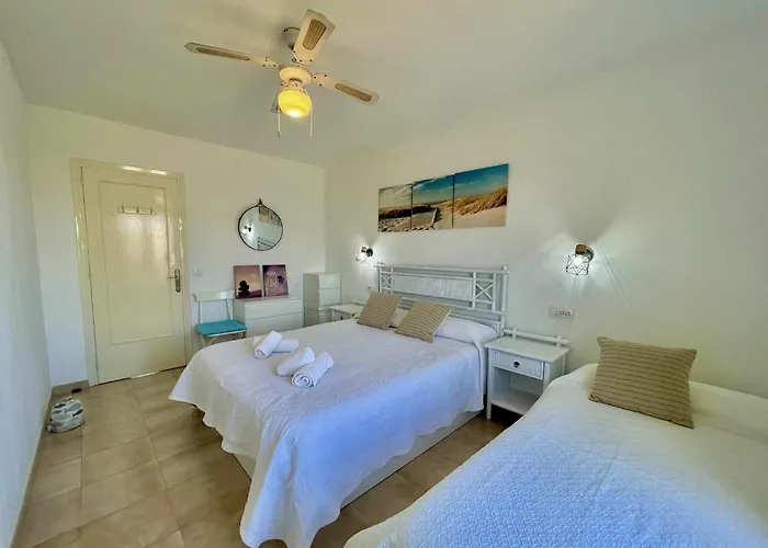 Apartmán Sa Vinjolita Con Piscina Junto La Playa *