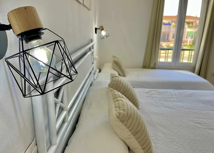 Sa Vinjolita Con Piscina Junto La Playa *